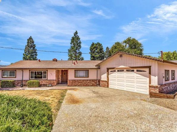275 Cameo Dr, Danville, CA 94526