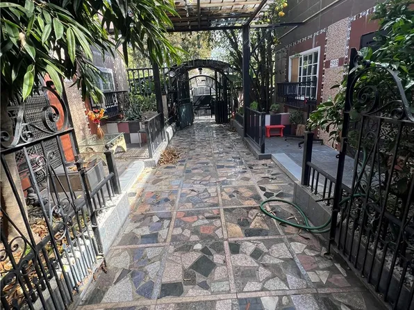 2949 S Harcourt Ave, Los Angeles, CA 90016