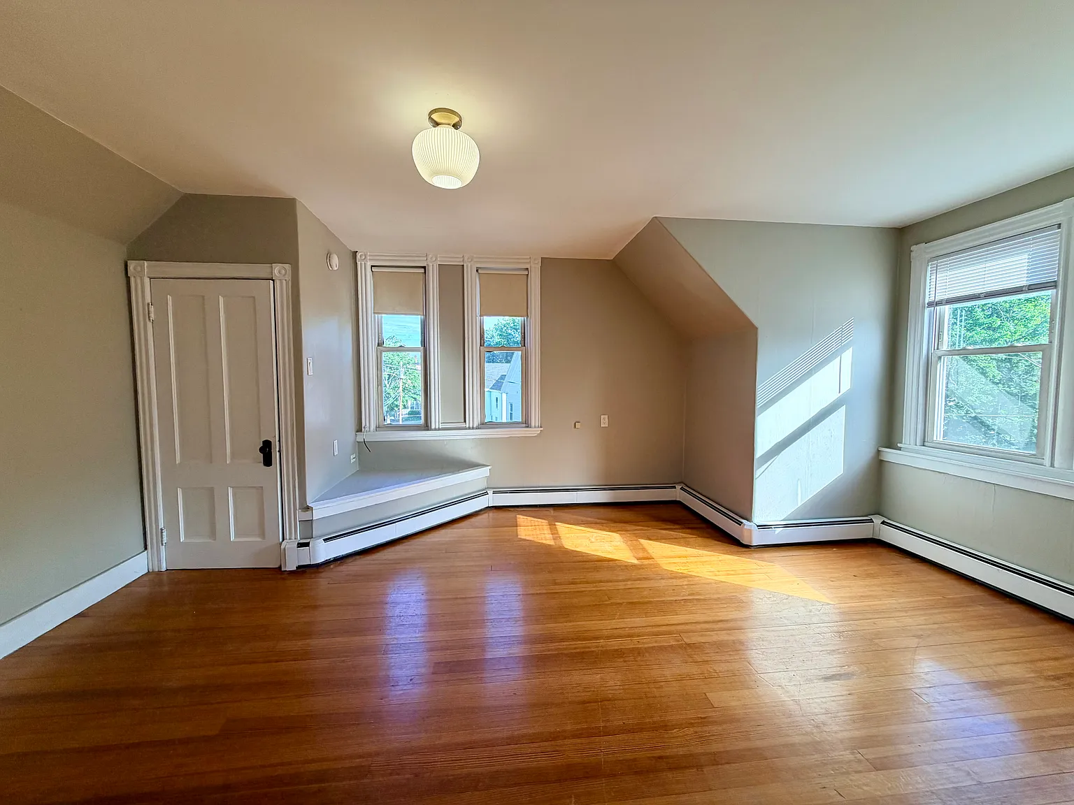 2 bed, $2,450 — Photo 3