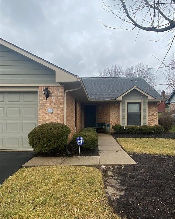 2nd image of 67 Pheasant Run Cir