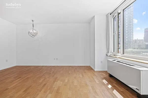 Rented by Sotheby's International Realty | media 9
