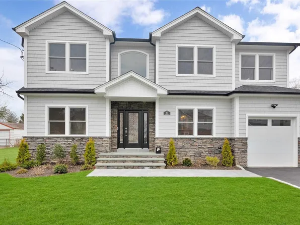 87 East Avenue, Hicksville, NY 11801