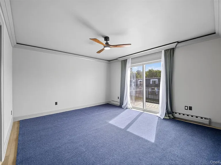 4 White Gate Rd #K — Photo 21