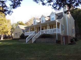 8 Evergreen Tree Dr, Lexington, VA 24450