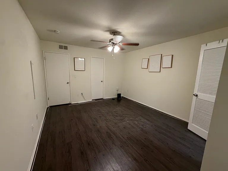 4240 Menlo Ave #5 — Photo 4