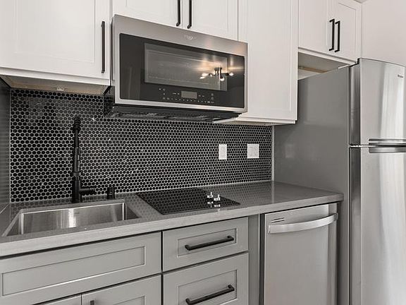 5th image of 5222 Cromwell Ct