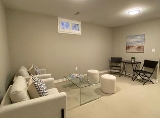 20B Lunness Rd, Etobicoke, ON M8W4M3