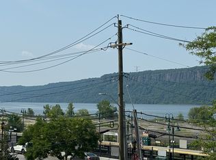 137 Southside Ave #2N, Hastings On Hudson, NY 10706