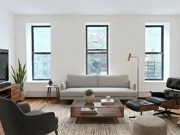 384 Bergen St #2 — Photo 1