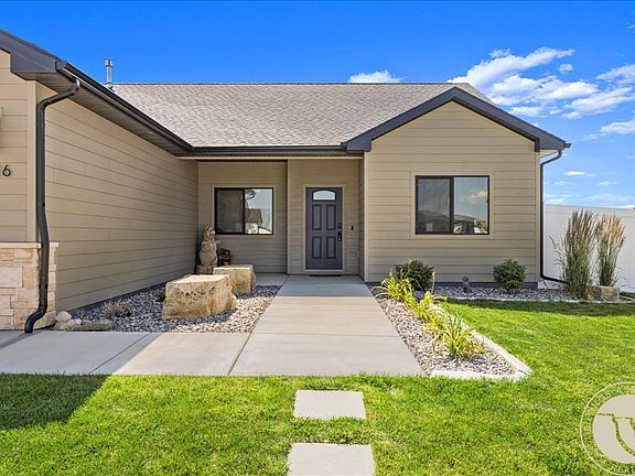 3rd image of 2216 Slate Rd