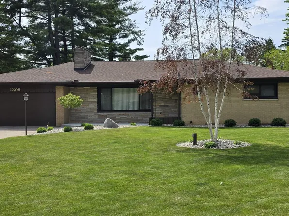 1308 Timothy St, Saginaw, MI 48638