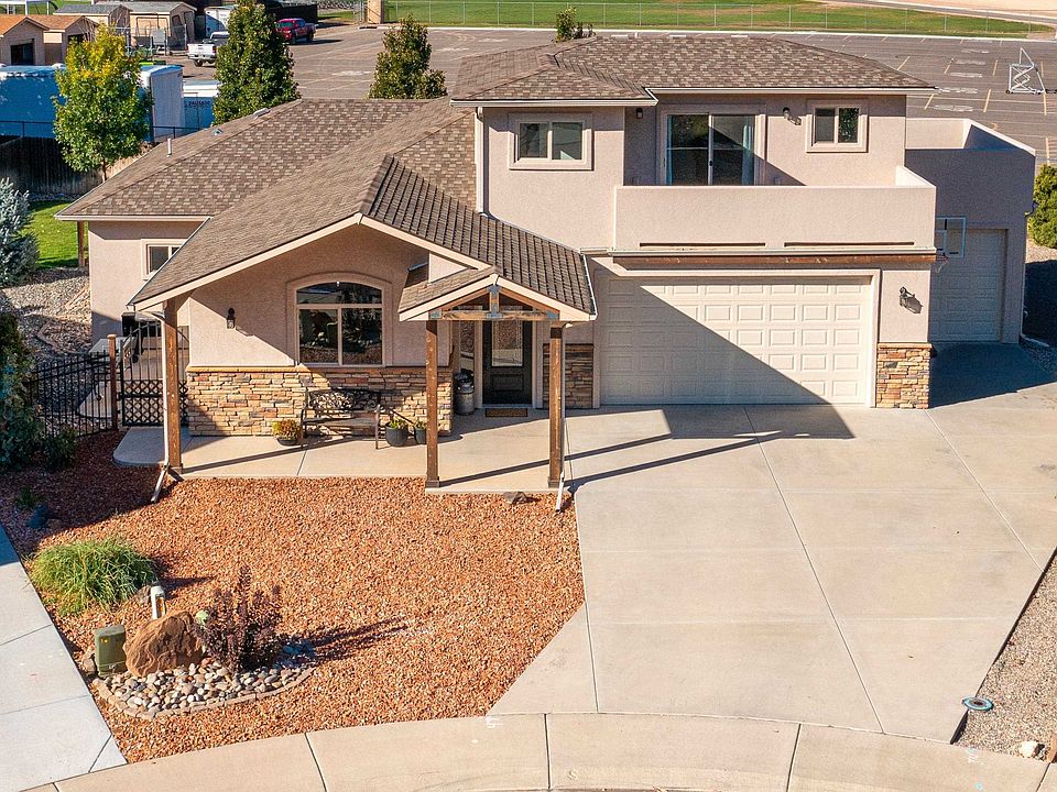 1st image of 822 Cabernet Ct