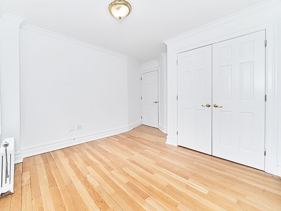 4th image of 10 Morton St APT 3C