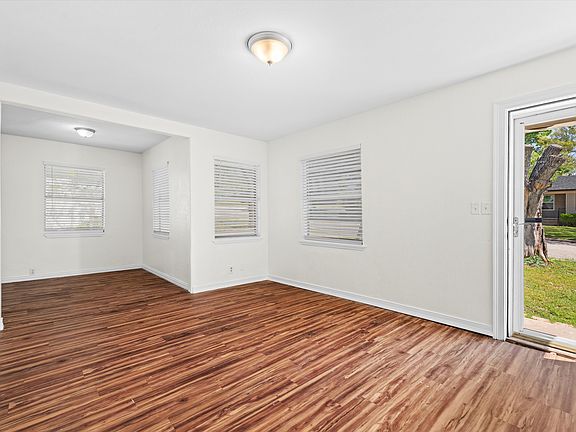 2nd image of 1413 Westwick Dr
