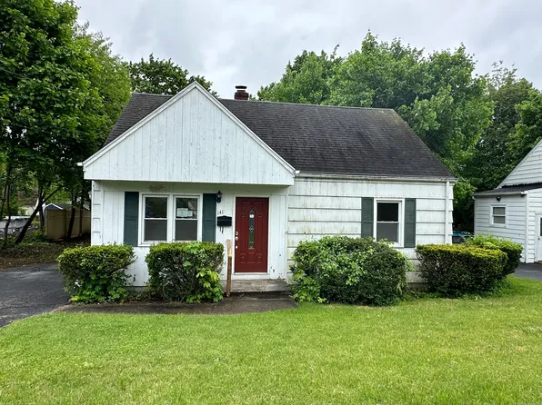 141 Twin Brook Road, Hamden, CT 06514