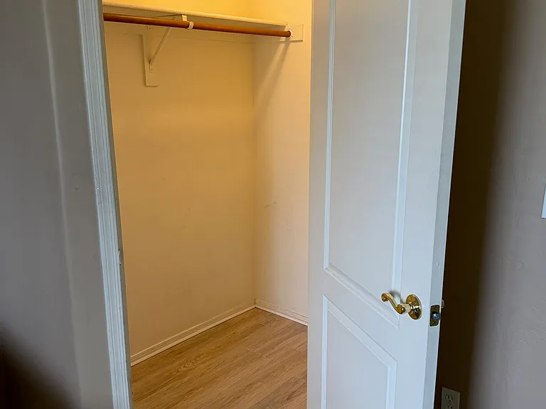 510 W University Dr #209 — Photo 1