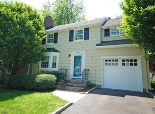 49 Meadowbrook Rd, Chatham, NJ 07928