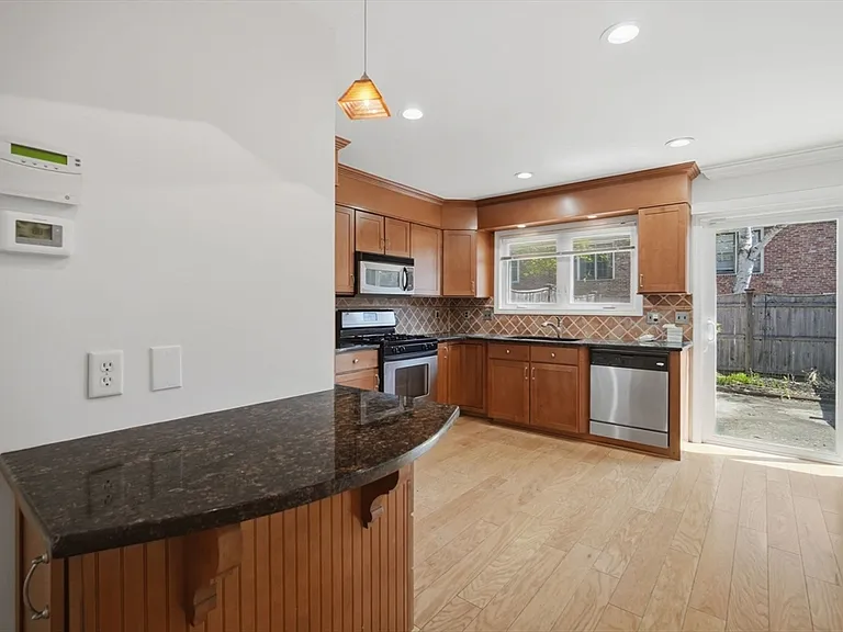 1155 Dickinson St #1155 — Photo 5