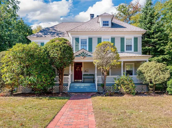 2590 Harrison Avenue, Baldwin, NY 11510