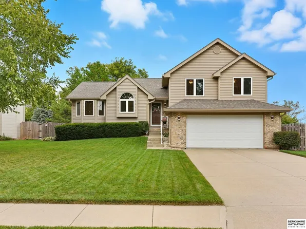 4303 N 136th St, Omaha, NE 68164