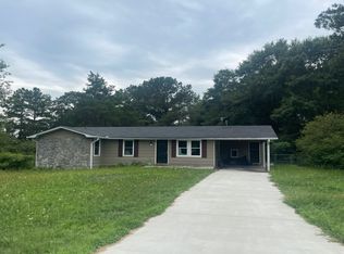 1060 Adrian Cir SW, Conyers, GA 30094