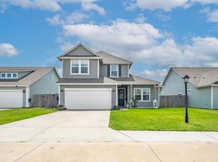 113 Highwood Dr, Rockport, TX 78382