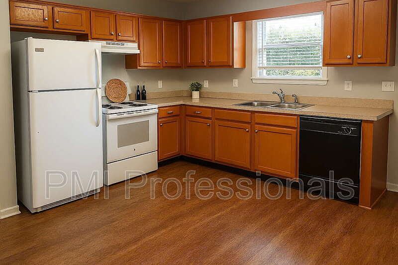 1st image of 1444 Benley St