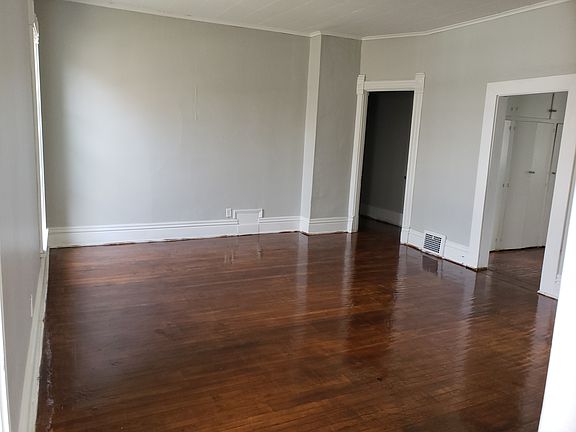2nd image of 706 Broadway St #7
