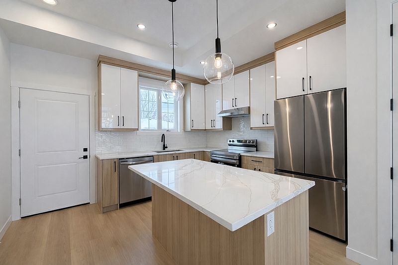 Calgary Townhouse for rent - 3 Bedrooms — photo 4