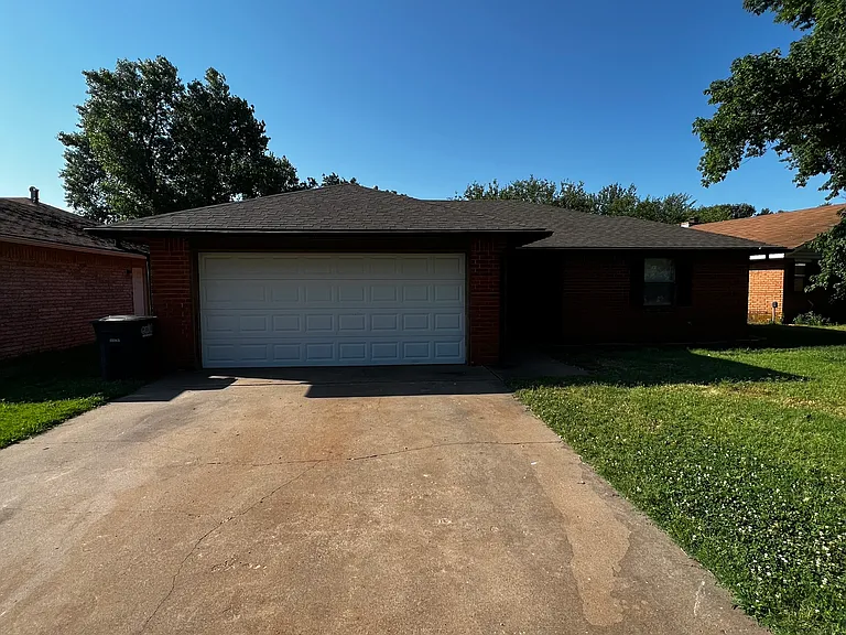 5901 Cedar Ridge Dr #5 — Photo 2
