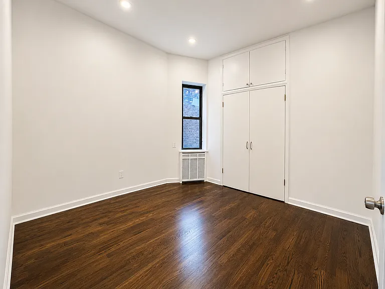 532 E 83rd St #5F — Photo 1