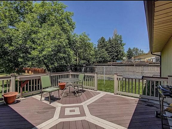 2nd image of 2857 S Sheridan Blvd