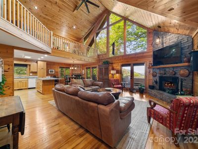 531 Nottingham Rd, Maggie Valley, NC, 28751
