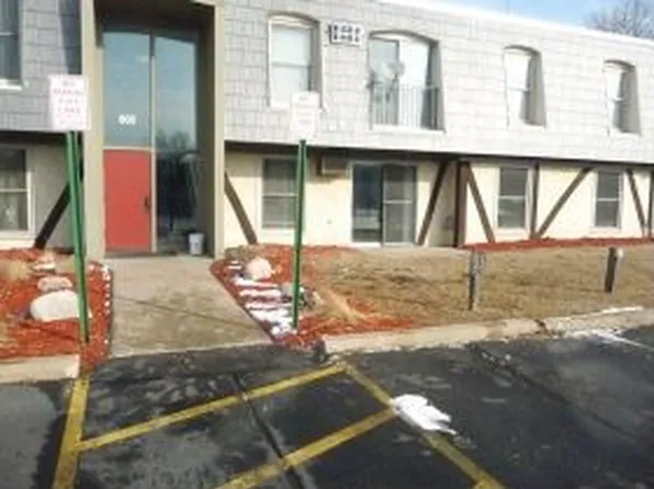 805 11th Ave S APT 1, Hopkins, MN 55343
