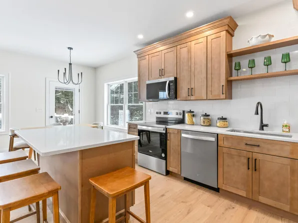 50 Hogan Circle #2, Westbrook, ME 04092