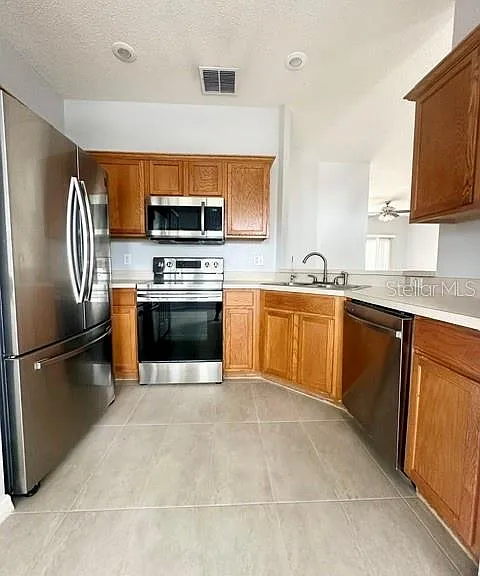 4903 Waterside Pointe Cir — Photo 2