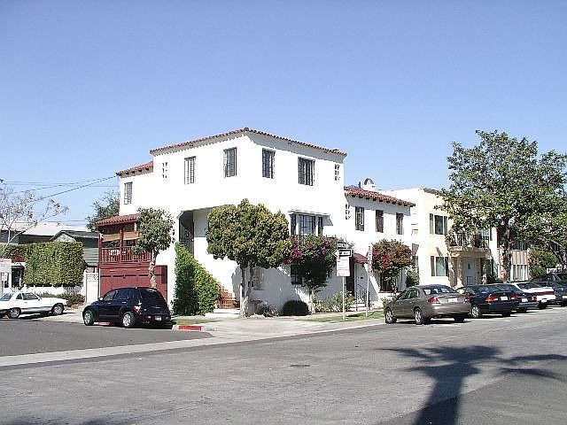 1st image of 1001 E 1st St