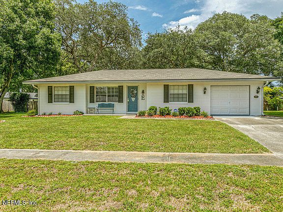 3rd image of 891 ALCALA Drive
