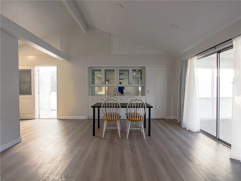 1600 El Dorado Ave — Photo 5