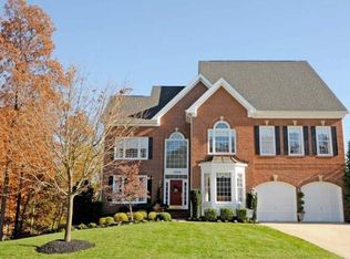 18294 Channel Ridge Ct, Leesburg, VA 20176