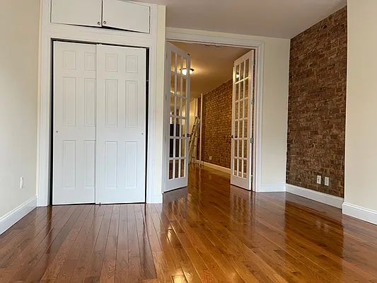 Rented by Oxford Property Group | media 36