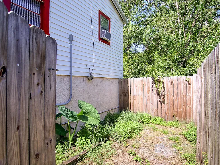 9924 Sunset Dr — Photo 21