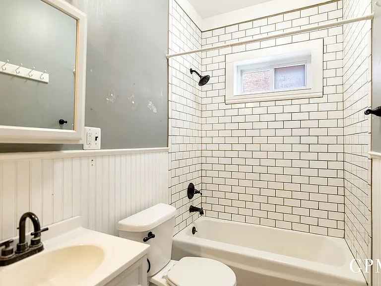 423 Barker Ave NW #1 — Photo 8