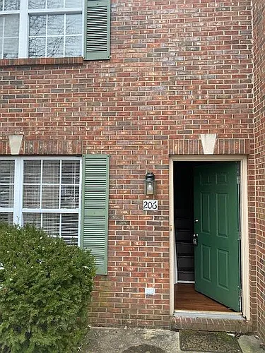 206A Garnet Dr Photo 1