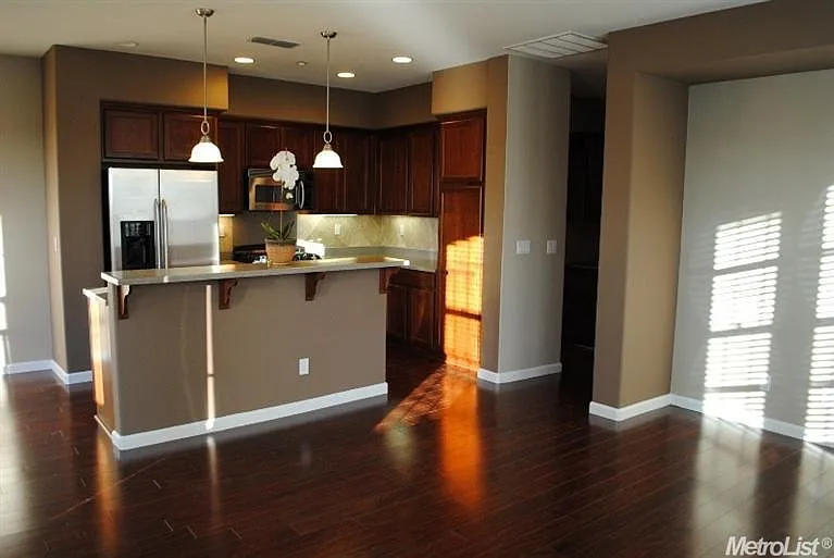 193 W Luna Loca Ln — Photo 5