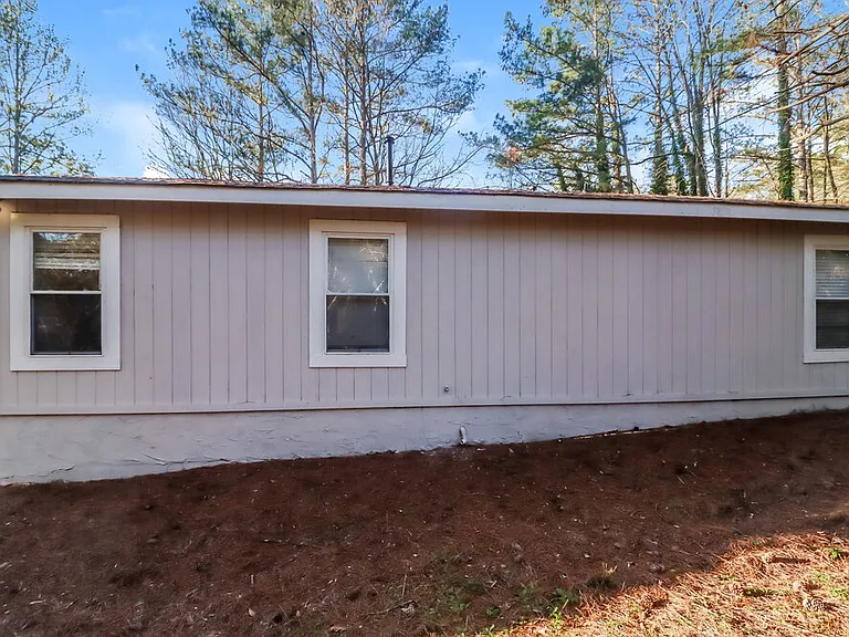 643 Tarragon Way SW — Photo 16