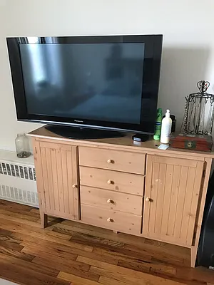 Rented by Picture Realty Inc. | media 22