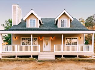 20445 Auberry Rd, Clovis, CA 93619