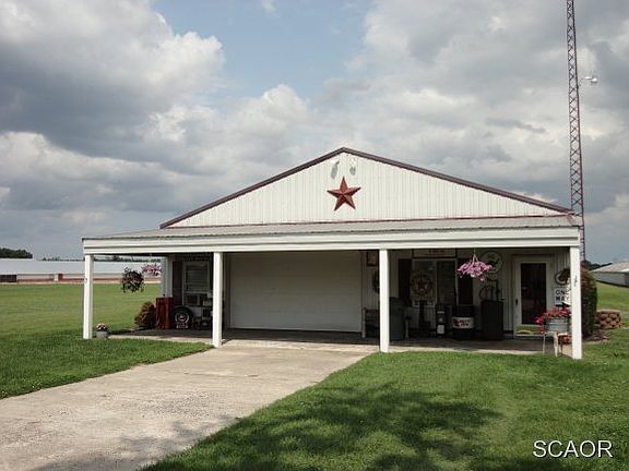 5th image of 32517 Dukes Dr