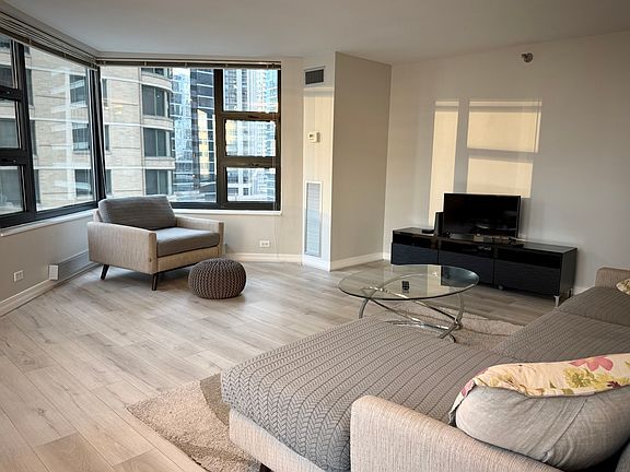 3rd image of 401 E Ontario St APT 1410